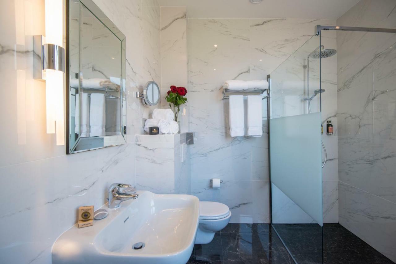 Hotel Carlton 4*